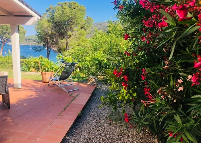 בית נופש Dei Limoni Sul Mare